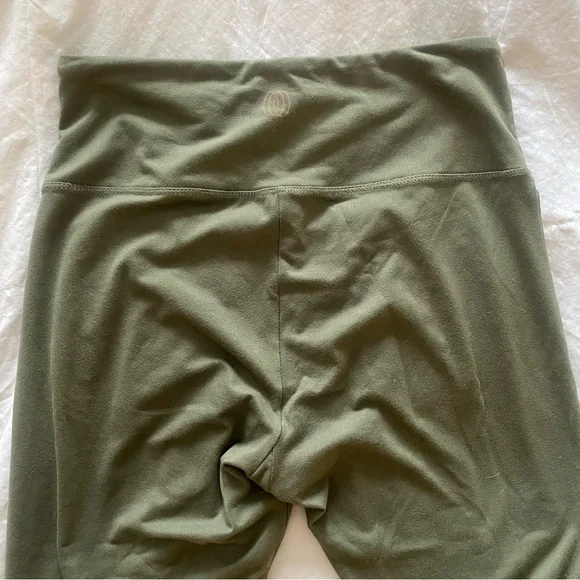 Olive Green Leggings - Picture 6 of 6